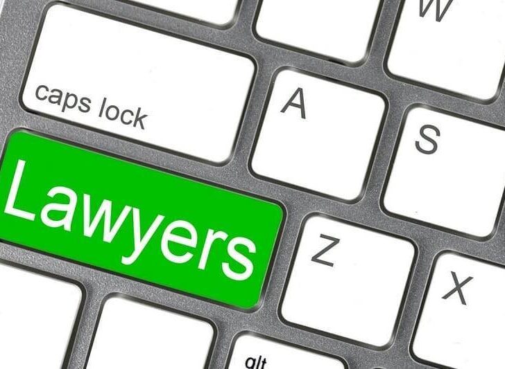 freelance lawyer