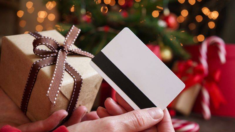 Re-gifting gift cards